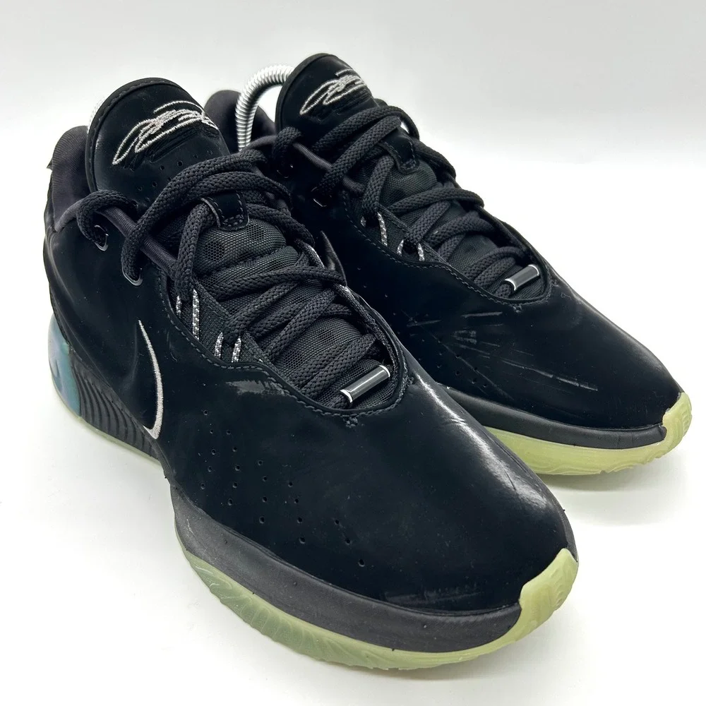 Nike lebron 21